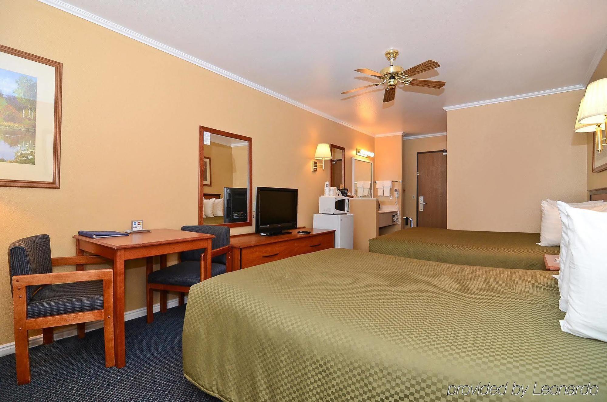 Best Western Richfield Inn Room photo